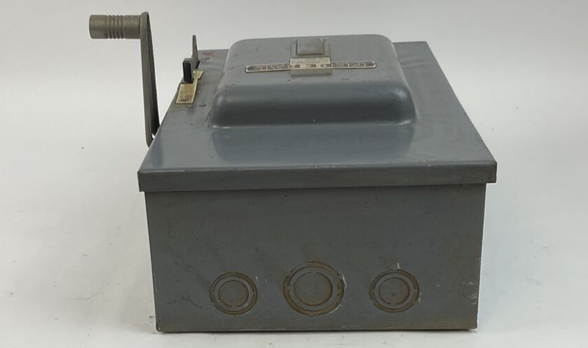 FEDERAL SAFETY SWITCH 60-100 ENCLOSED SWITCH 60A 230VAC 2POLE 10HP