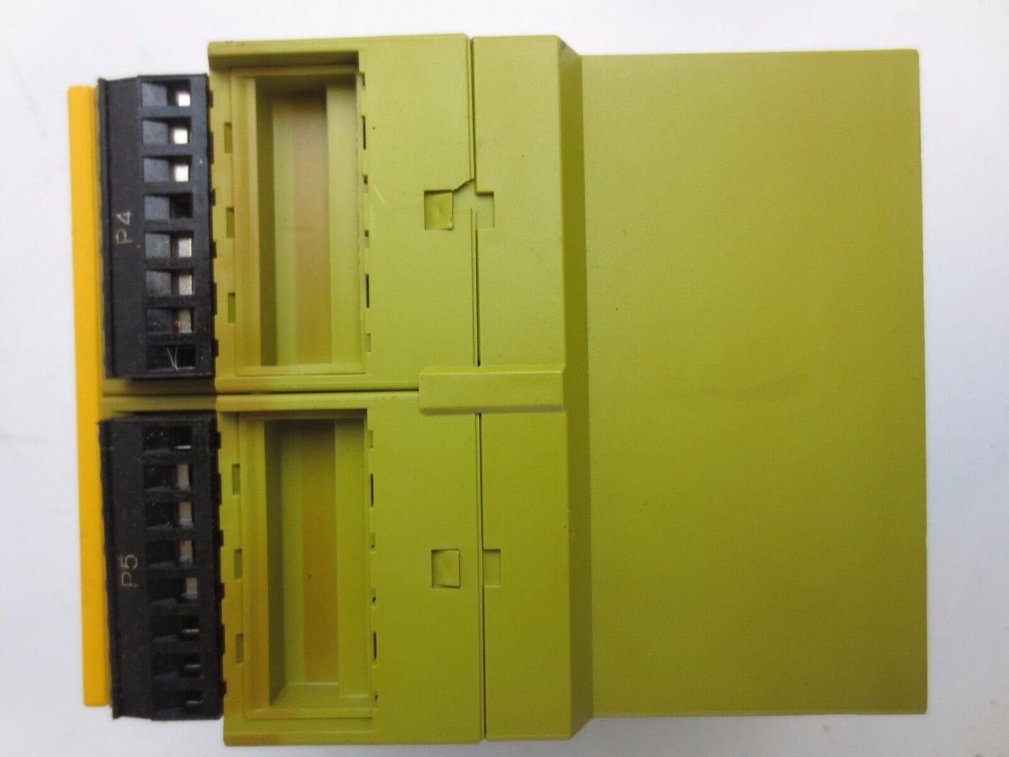 PILZ PZE 9P 777140 SAFETY RELAY - 24VAC/DC 8 n/o, 1 n/c - 9.5VA, 3.5W, 50-60Hz