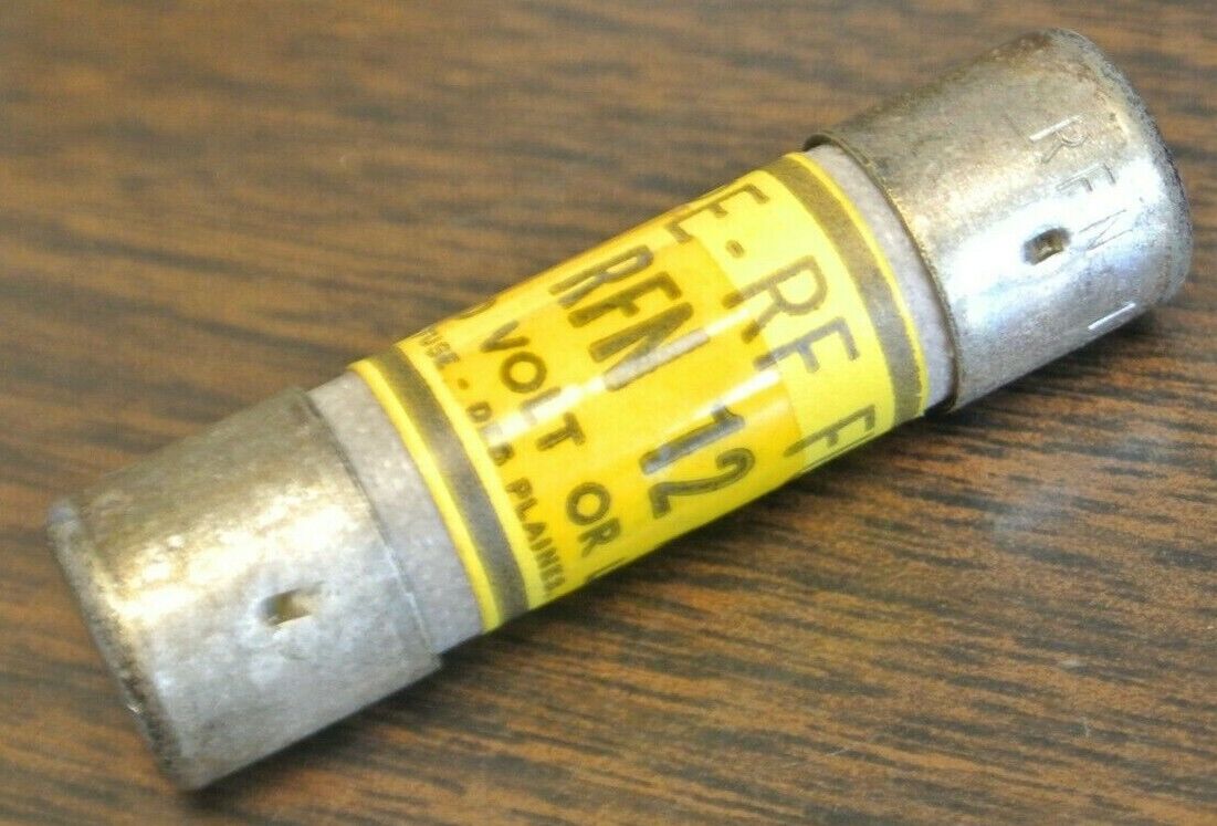 BOX of 10 / ECONOMY RFN12 TYPE RF FUSE / 12A / 250V / NEW SURPLUS