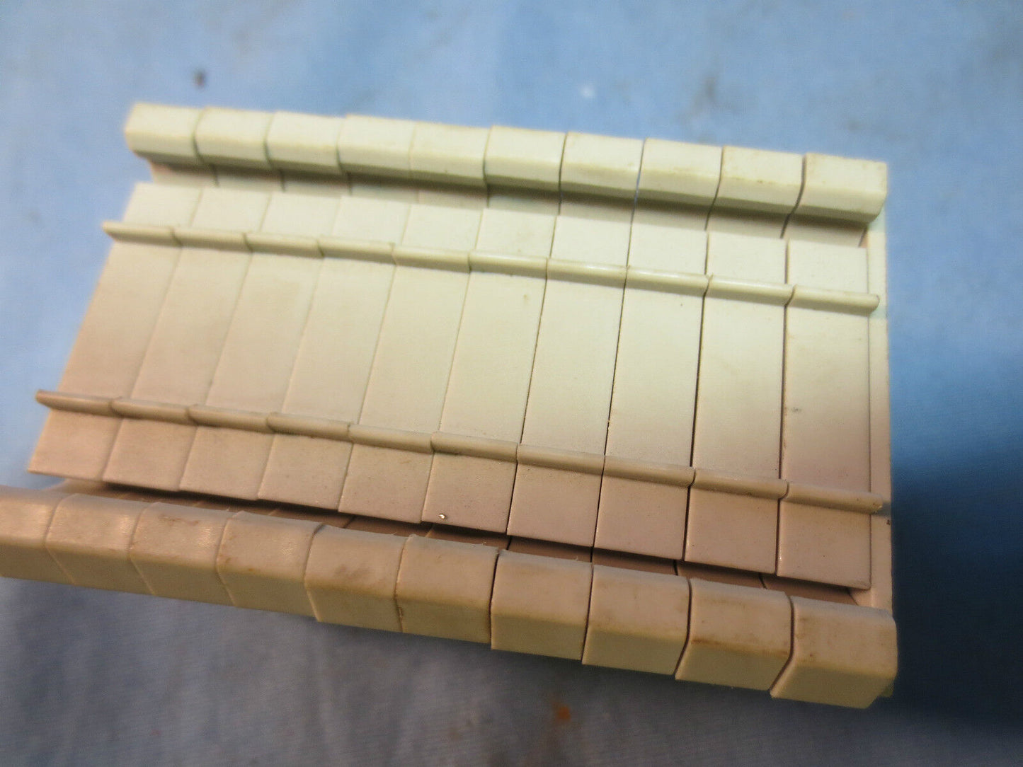 ALLEN-BRADLEY 1492-W6 (10 PCS.) w/ 1492-EB10