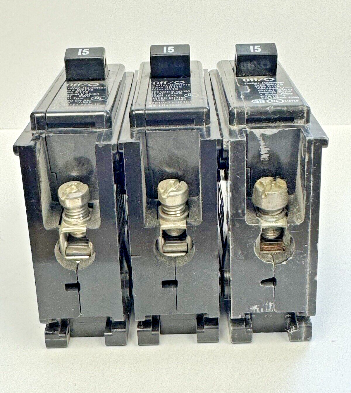CUTLER-HAMMER **LOT OF 3** - BR115 - CIRCUIT BREAKERS - 15A, 1 POLE, 240 VAC