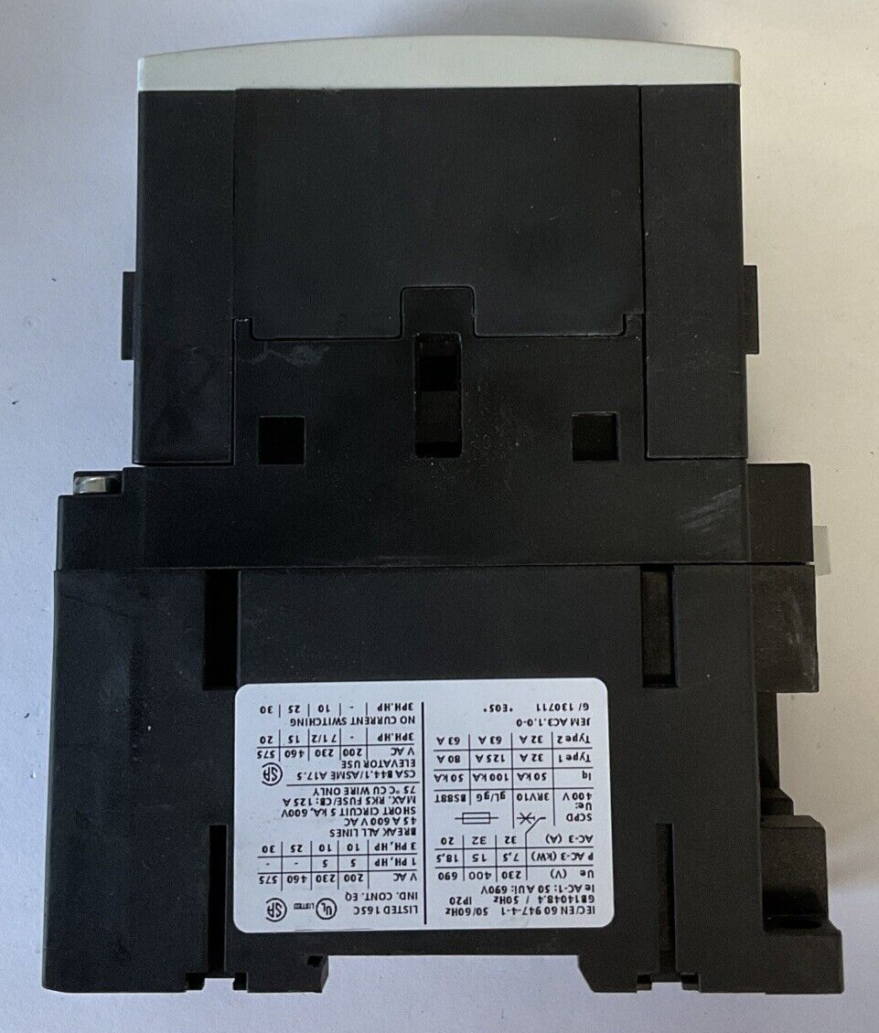 SIEMENS 3RT1034-1BB40 CONTACTOR 50/60HZ 45A 600VAC