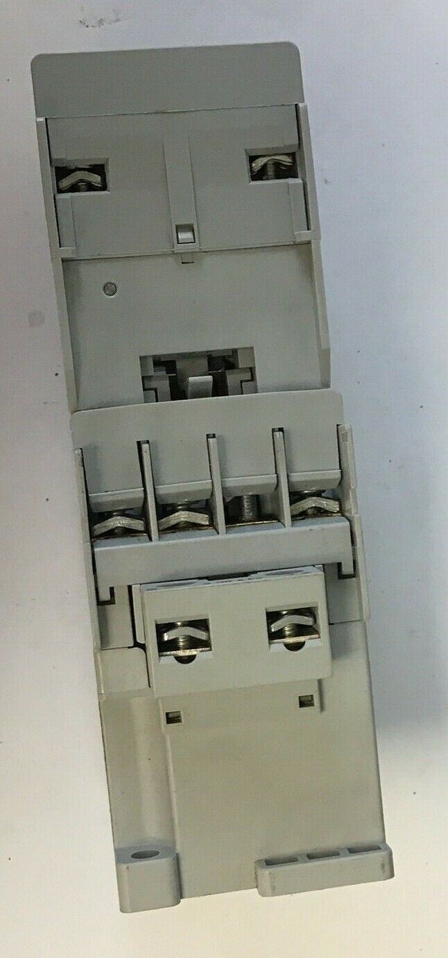 ALLEN BRADLEY 700-CF310E SER.A CONTROL RELAY W/ 100-FPT SER.A