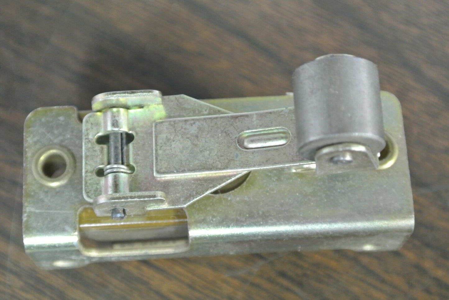 SQUARE D 9007 CB34-S1 SNAP SWITCH - 600V, 10A - NEW SURPLUS