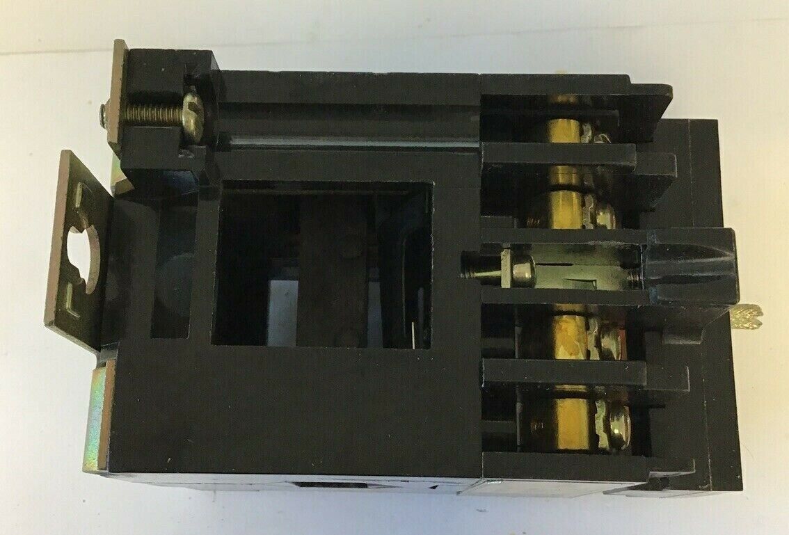 GENERAL ELECTRIC CR120B04002 IDUSTRIAL RELAY SER.A 115V 60HZ 10A