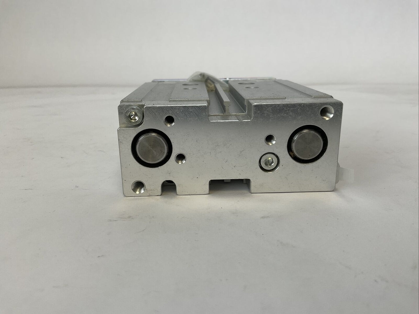 FESTO DFM-20-30-B-P-A-KF CYLINDER