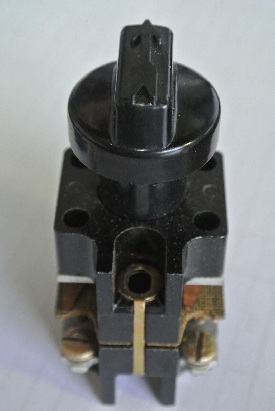 ALLEN-BRADLEY X-47927 - 3-POSITION SELECTOR SWITCH ASSEMBLY - NEW SURPLUS