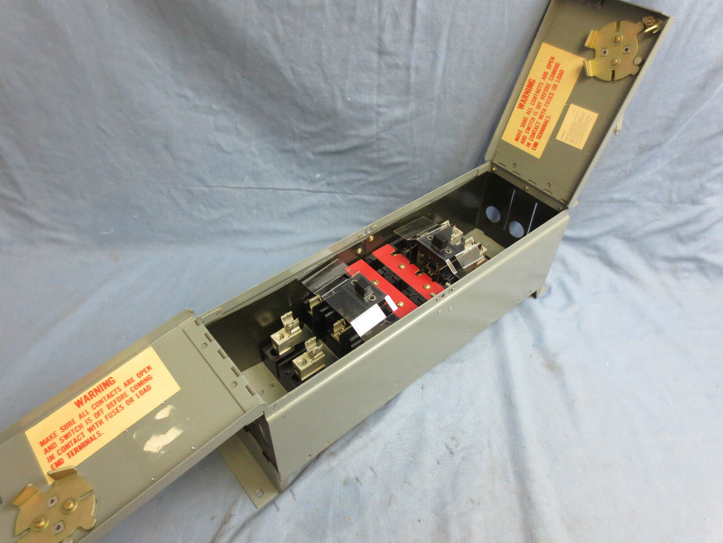 WESTINGHOUSE FDPT3211 FUSIBLE PANELBOARD SWITCH 240VAC 30A