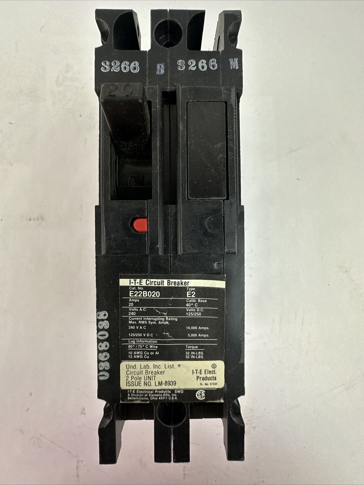 SIEMENS ITE E22B030 CIRCUIT BREAKER 20A 2P 240VAC 125/250VDC