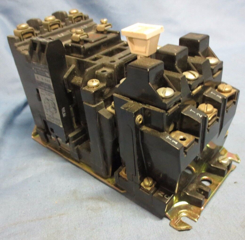 ALLEN-BRADLEY 509-AOD STARTER Ser B w/ W35 HEATERS, CB236 COIL, 595-A AUX CONT