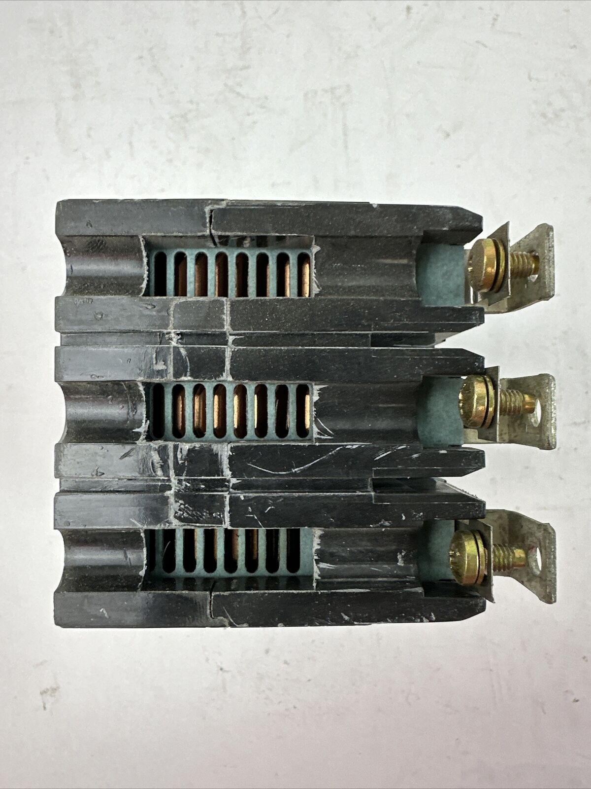 GE TEY315 CIRCUIT BREAKER 15AMP 3POLE 480/277VAC 240VAC
