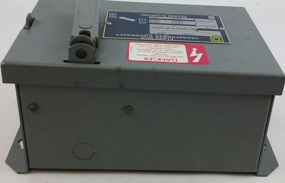 Square D Transformer Disconnect Switch Class 9070 TYPE SK5271M 100 VA 60 Hz NEW