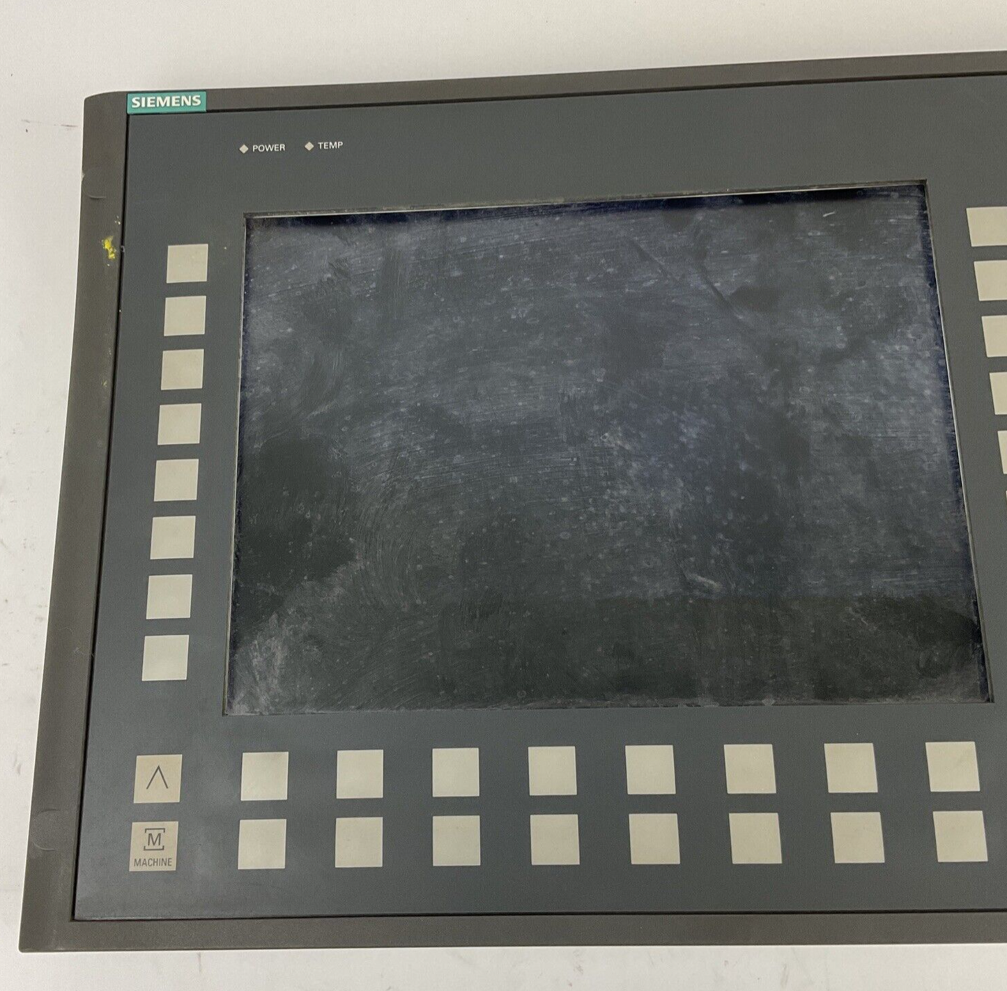 SIEMENS 6FC5203-0AF02-0AA1 OPERATOR PANEL VER.F W/6FC5312-0DA00-0AA1 MOD. VER.C