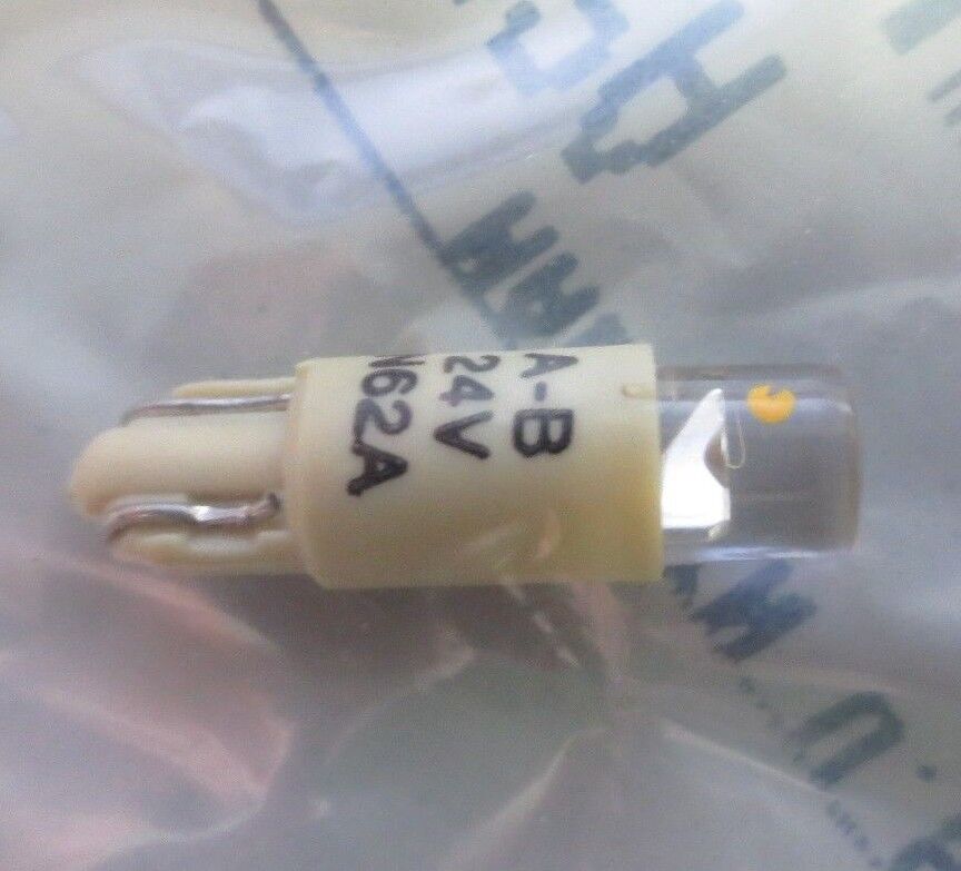 ALLEN-BRADLEY 800T-N62A - LED LAMP - WEDGE BASE, 24V AC/DC, AMBER - NEW SURPLUS