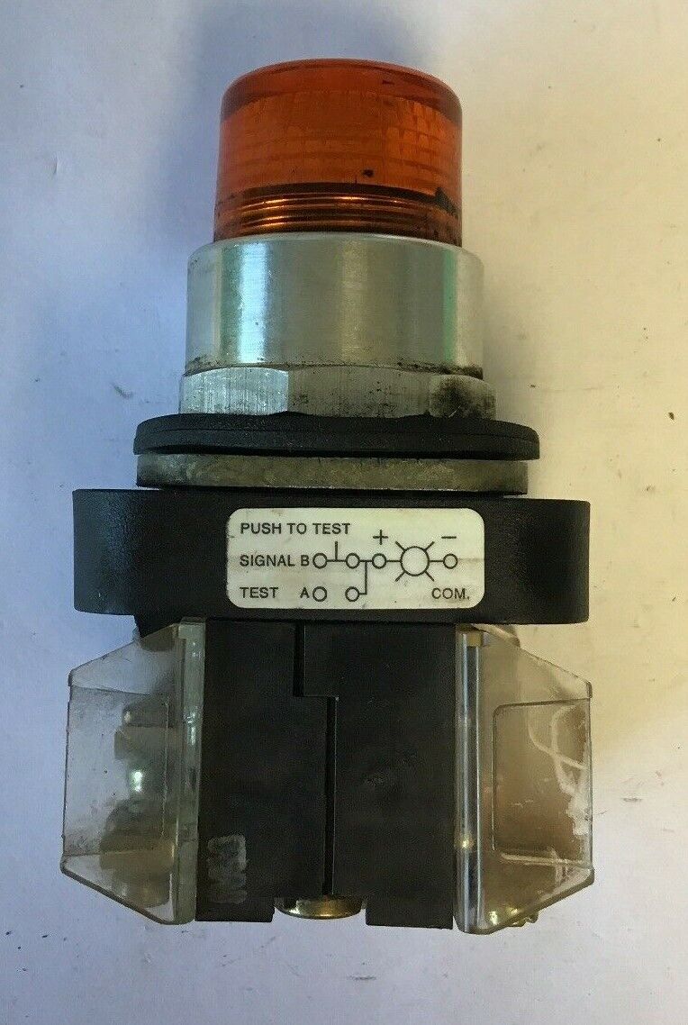 ALLEN-BRADLEY 800T-QT24 SER. T AMBER PUSHBUTTON SWITCH 24VAC/DC #757 LAMP