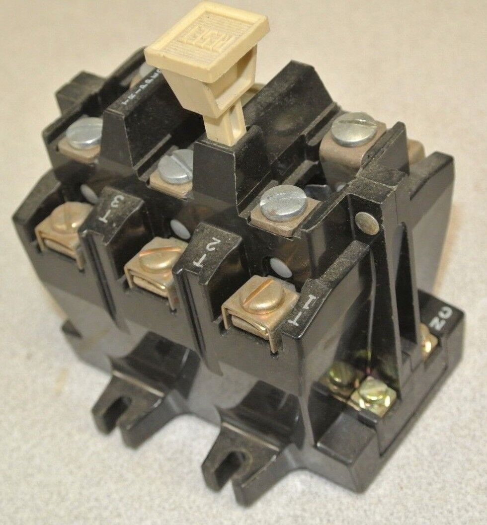 ALLEN-BRADLEY 592-BOV16, Ser. A - MANUAL RESET RELAY / 3P / 40A