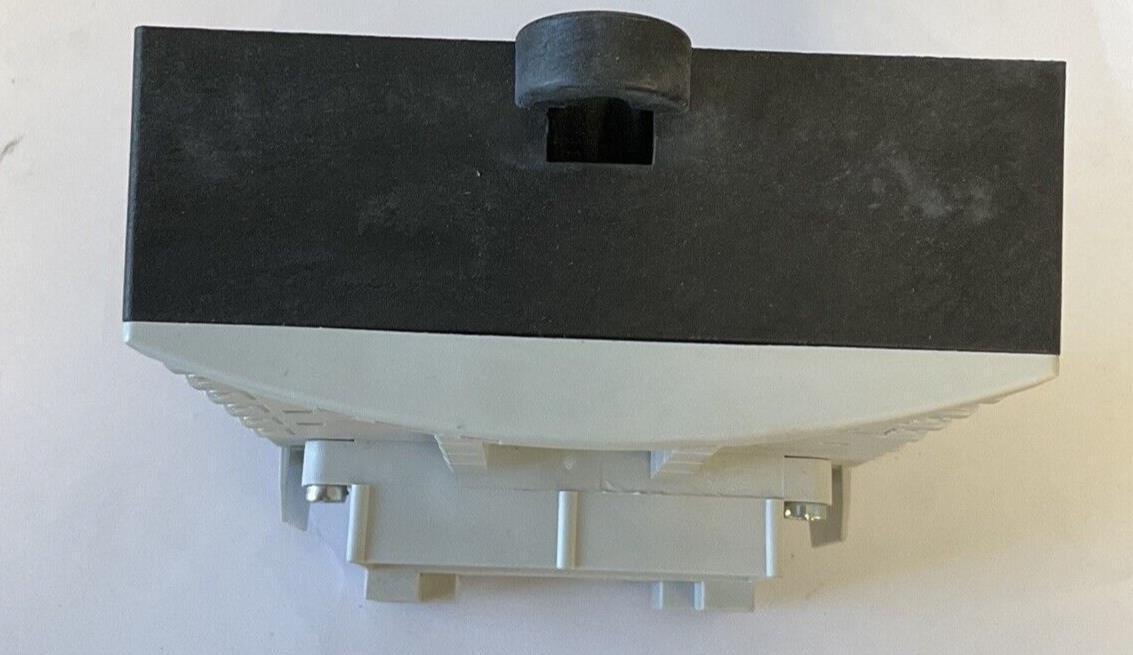 SIEMENS 75LCC024A LIGHTING CONTACTOR 24V 60HX/20V 50HZ