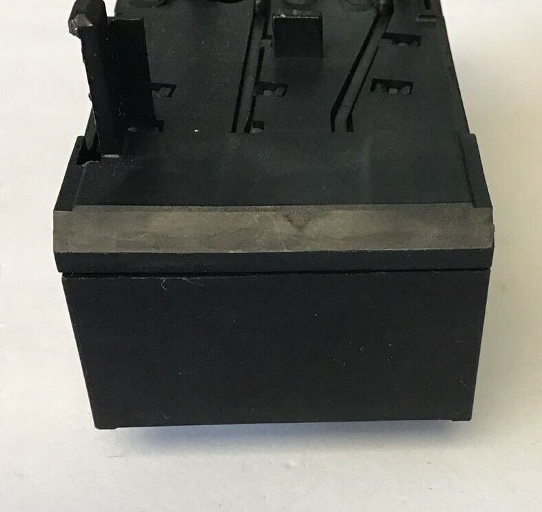 ALLEN BRADLEY 193-TAB10 OVERLOAD RELAY SER.B 690V ****LOT OF 3*****
