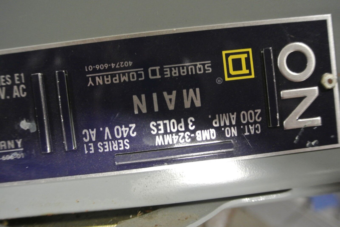 SQUARE D QMB324MW - FUSIBLE PANEL "MAIN" SWITCH - 240VAC, 200A, 3-POLE