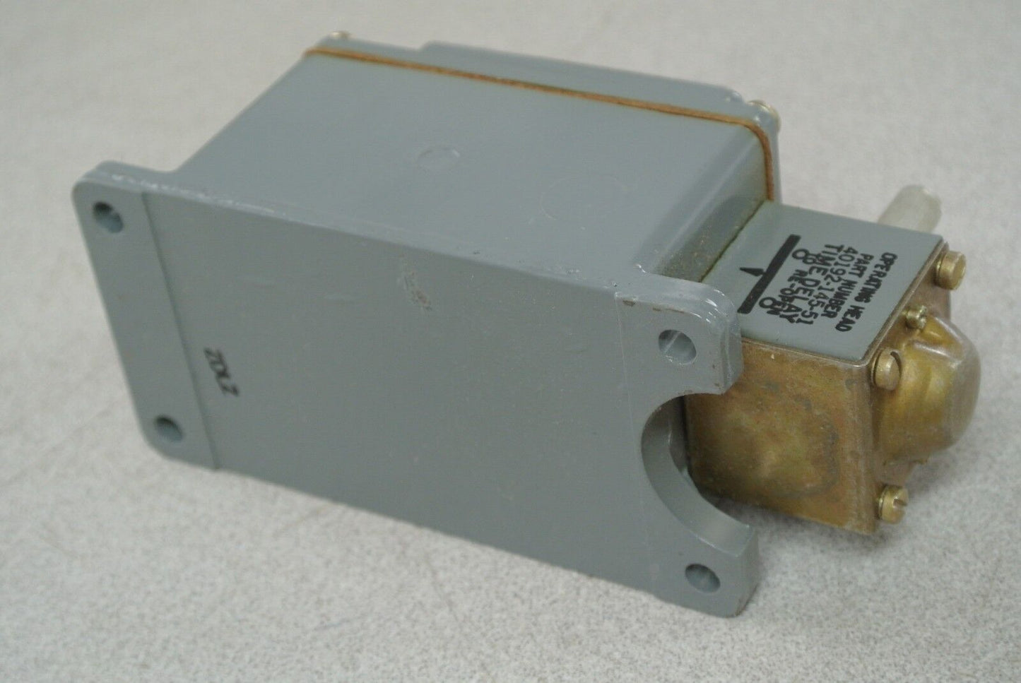 ALLEN-BRADLEY 802T-NX76, Ser. A - TIME DELAY LIMIT SWITCH - NEW SURPLUS