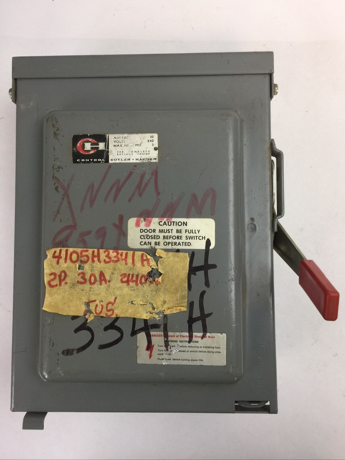 CUTLER HAMMER 4105H3341H FUSIBLE SAFETY SWITCH 30A 250VDC 240VAC 7.5HP RAINPRO