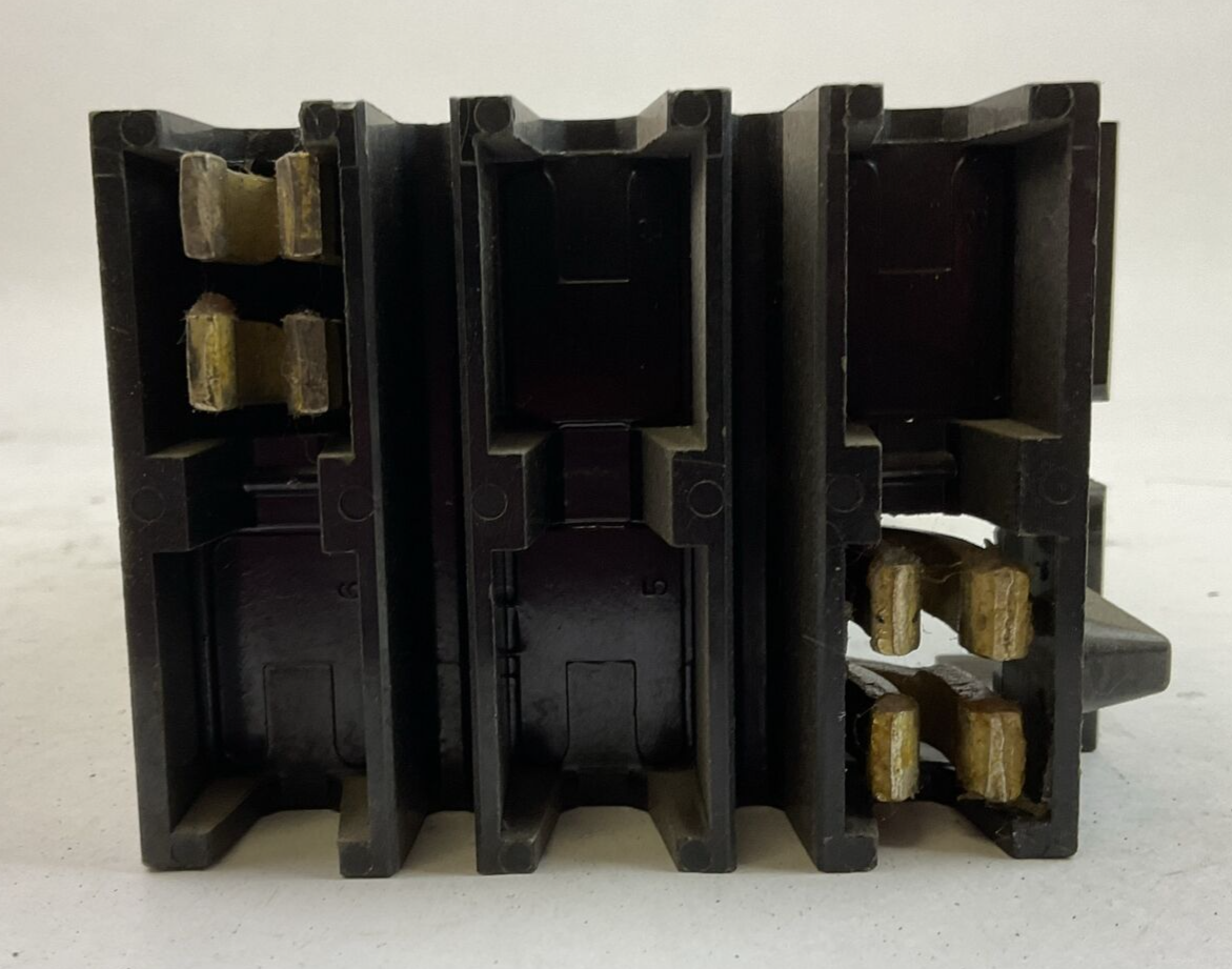 SQUARE D Q221200AC 2POLE CIRCUIT BREAKER 200AMP 120/240VAC