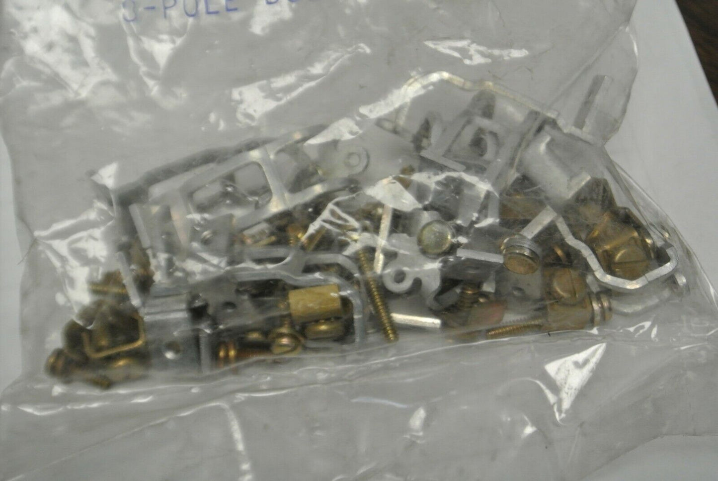ALLEN-BRADLEY X-231723 STATIONARY CONTACT KIT / 8 POLE / NEW SURPLUS BUL. 700 BR