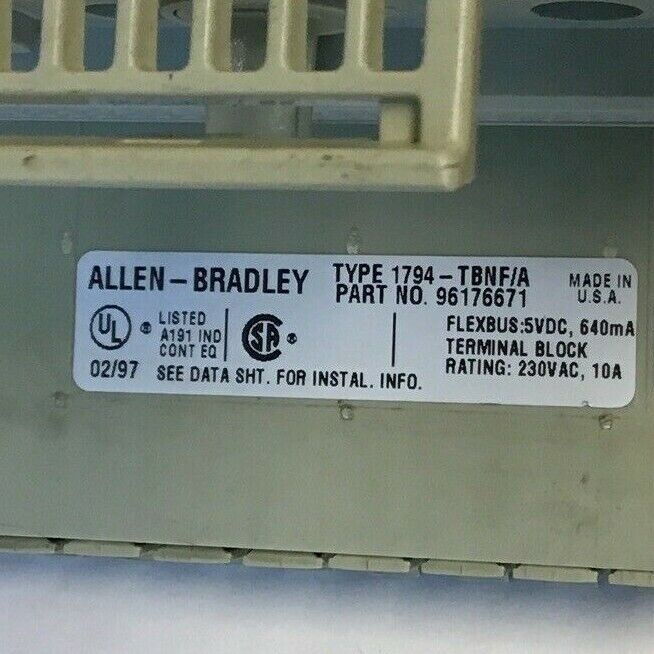 ALLEN BRADLEY 1794-OA8/A MODULE W/ 1794-TBNF/A TERMINAL BLOCK