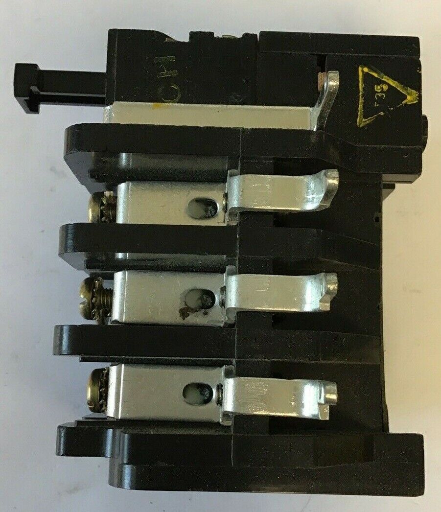GENERAL ELECTRIC CR224C320F BLOCK STYLE RLEAY