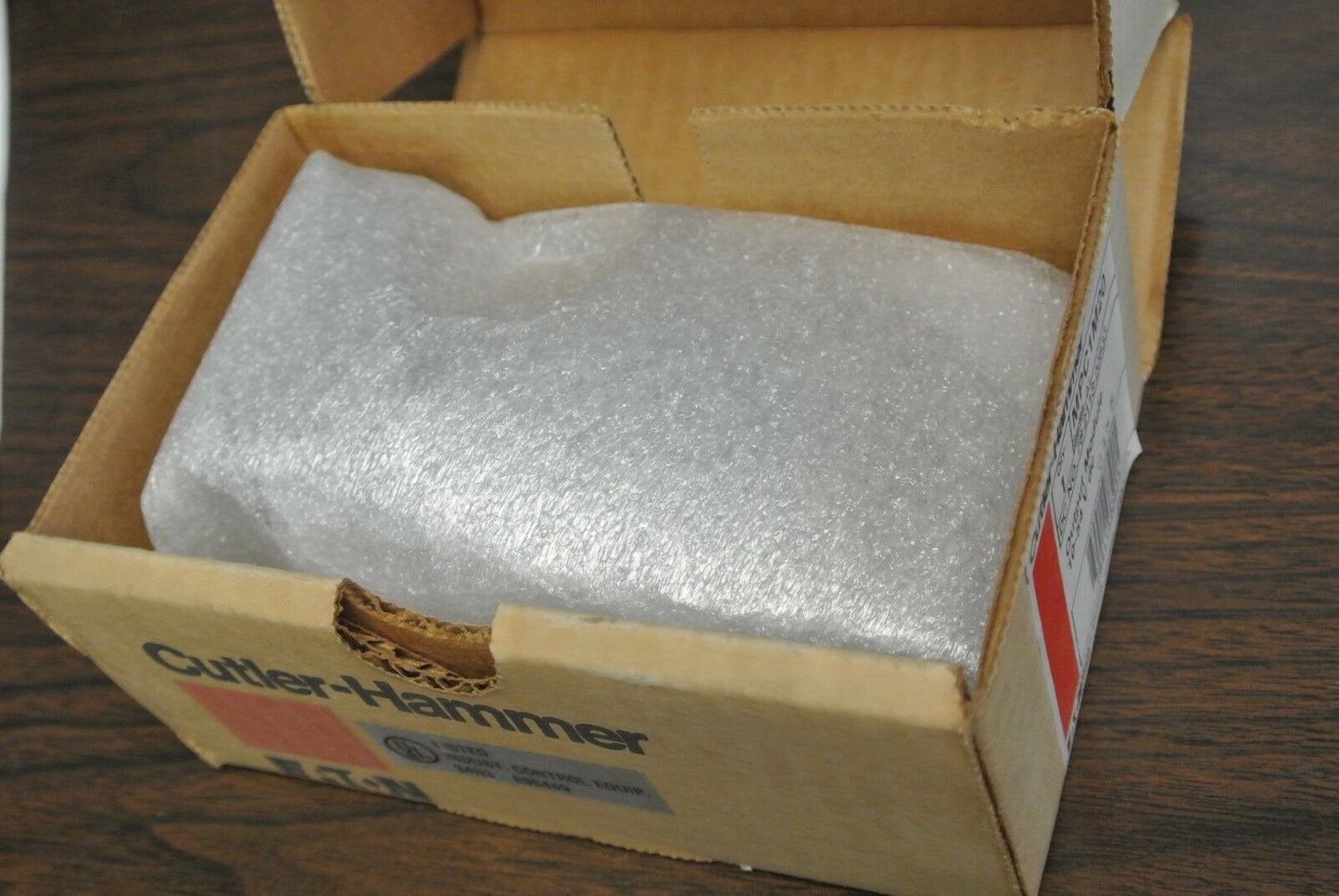 CUTLER-HAMMER MPC1M20 OUTPUT MODULE / 10-54VDC / NEW SURPLUS