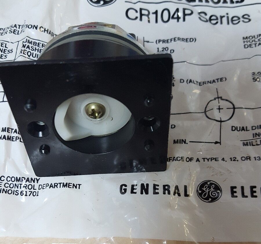 GE CR104PSG76B 3 Position Selector Switch