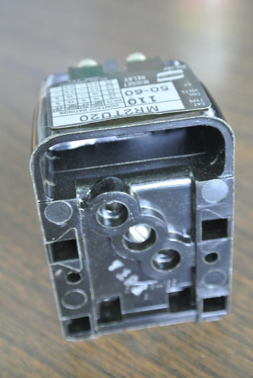 ARROW HART / COOPER MR2TU20 MR RELAY, 2 POLE, OPEN & CLOSED / 110V- NEW SURPLUS