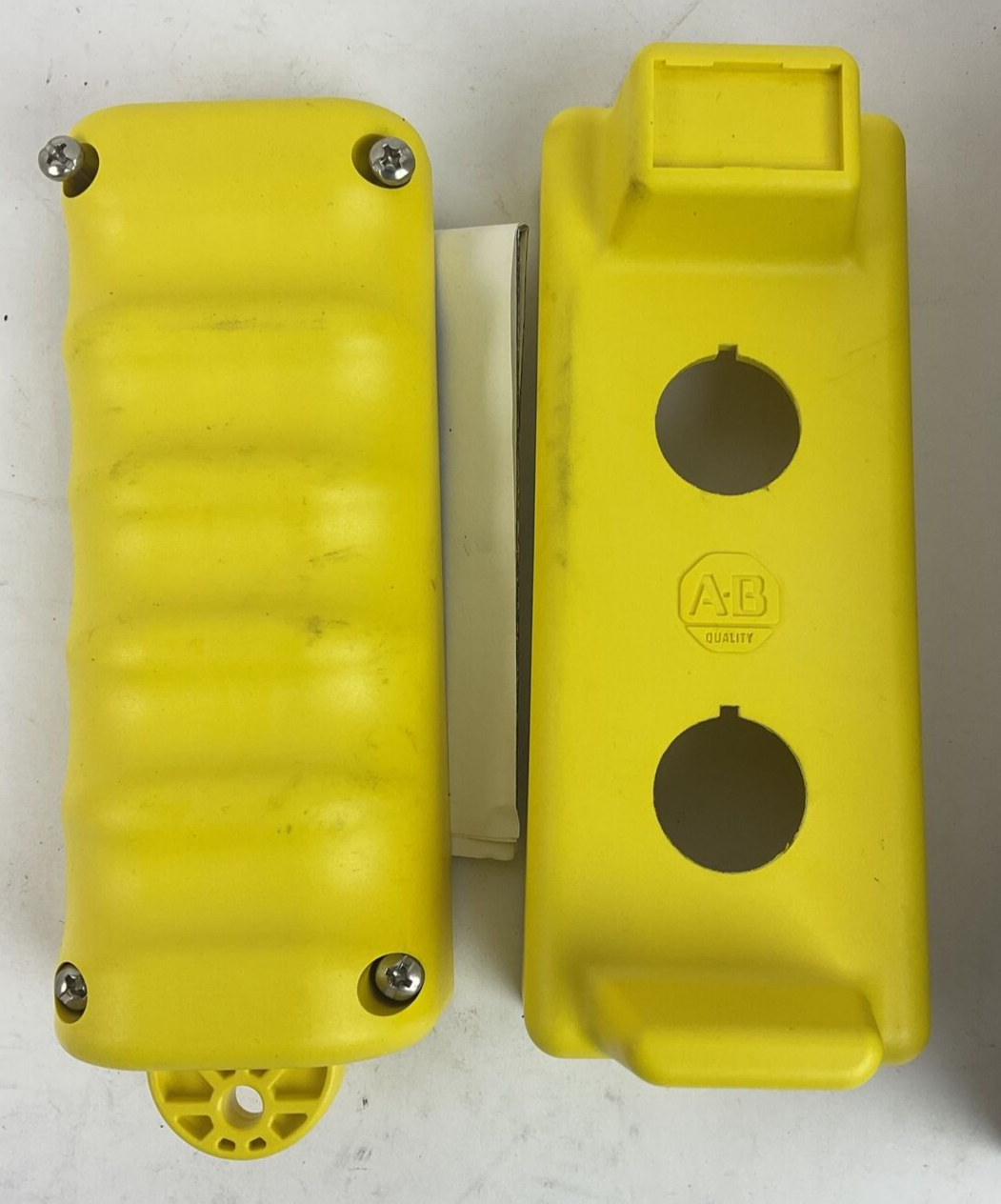 ALLEN BRADLEY 800F-P25 BUTTON PENDANT ENCLOSURE SER.A