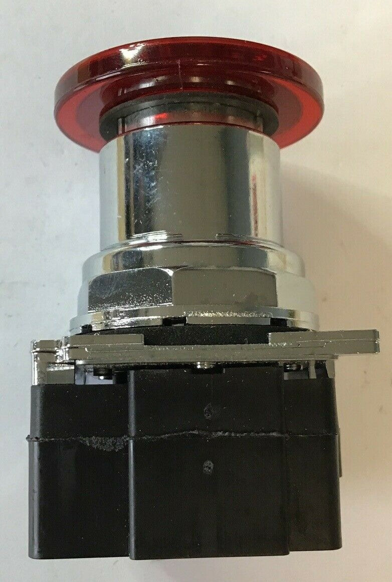 CUTLER HAMMER 10250T463C47 RED PUSH BUTTON