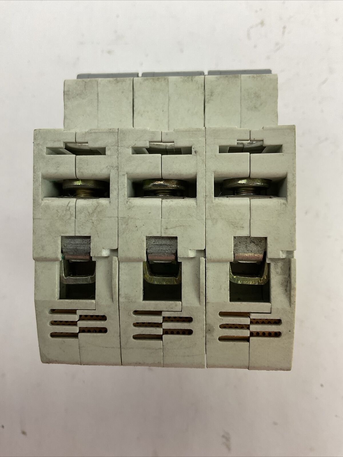 ALLEN BRADLEY 1492-SP3C630 SER C CIRCUIT BREAKER 63A 3POLE 480Y/277VAC