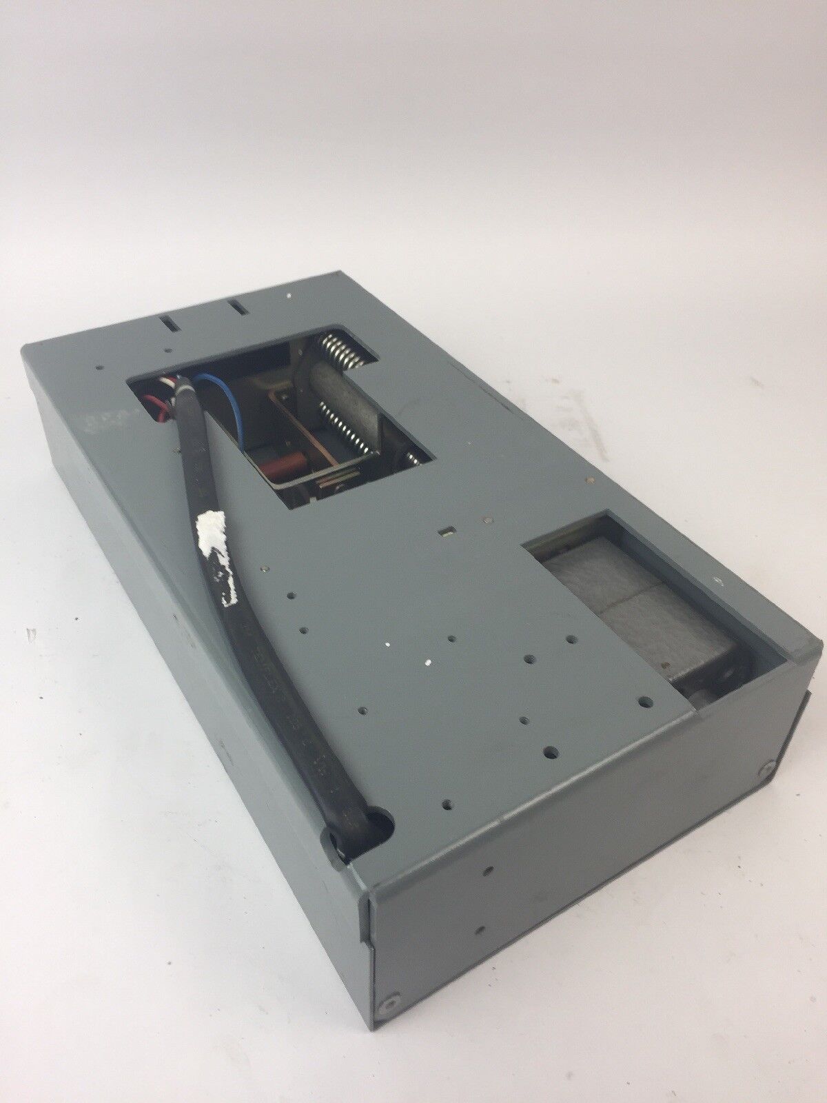 WESTINGHOUSE 5664D54G MOTOR OPERATOR FOR AB DE-ION CIRCUIT BREAKER 2 OR 3 POLE