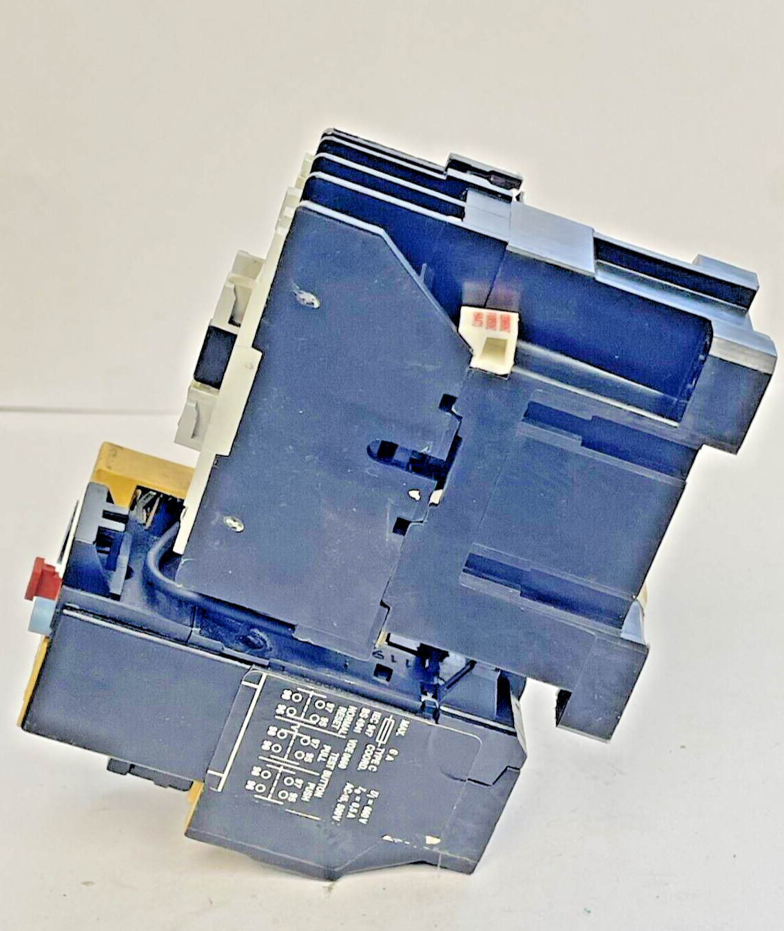 ALLEN BRADLEY - 100-A09ND3 SER. B CONTACTOR & 193-BSB 16 SER. B RELAY