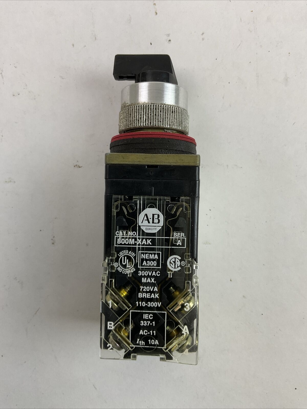ALLEN BRADLEY 800MR-JX9B SER A SELECTOR SWITCH 300VAC 800M-XAK SER A