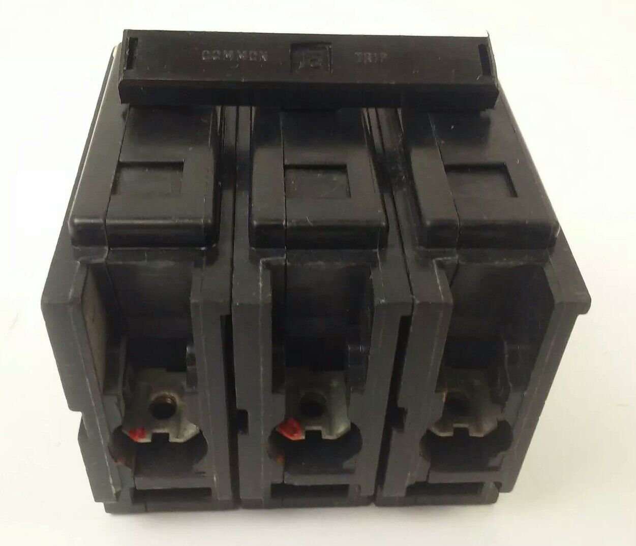 WESTINGHOUSE QBHW3015H QUICKLAG B CIRCUIT BREAKER 3P 240VAC 15A
