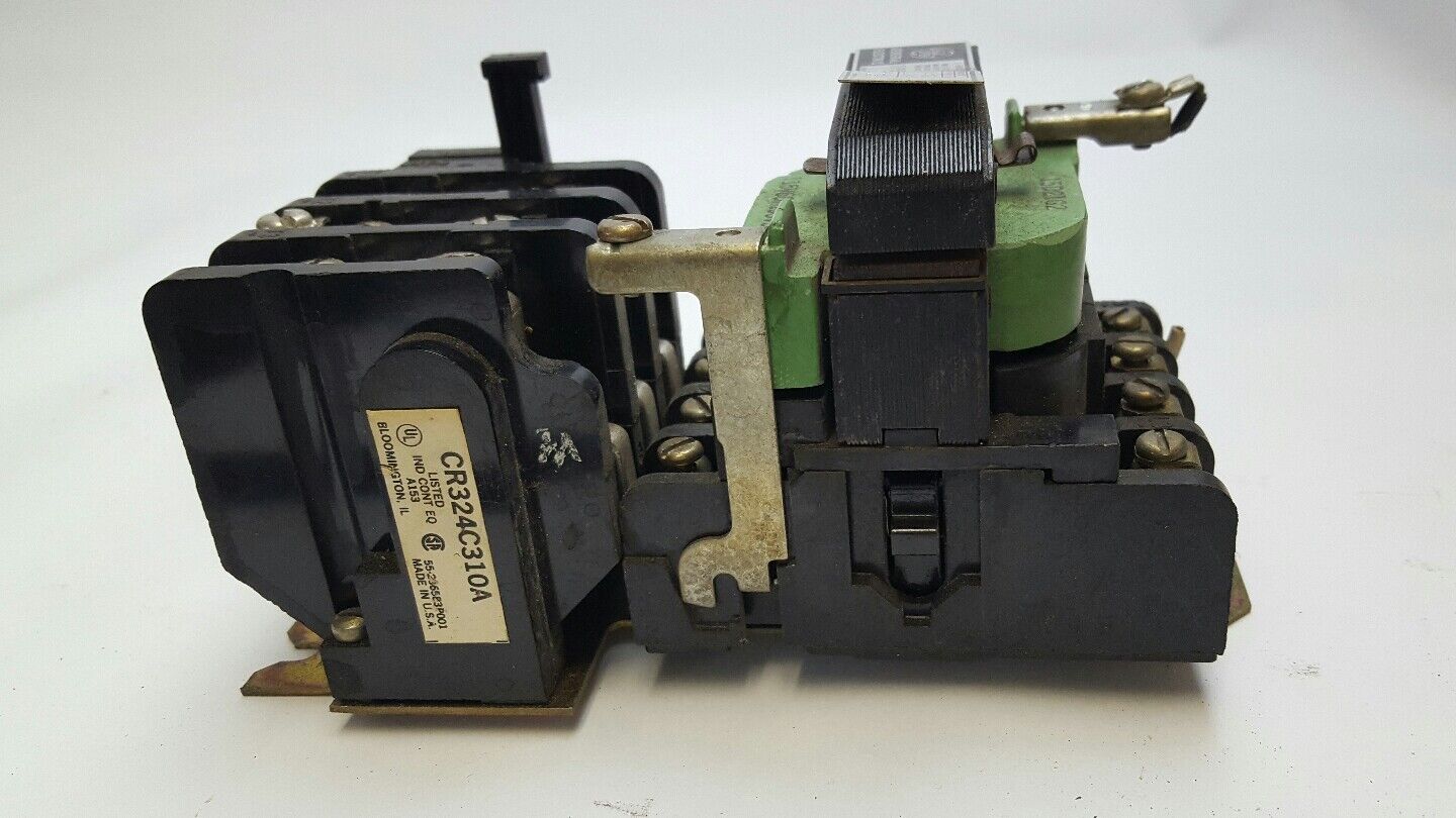 GE CR208C100DGA Starter 600V 27A NEMA Size 1