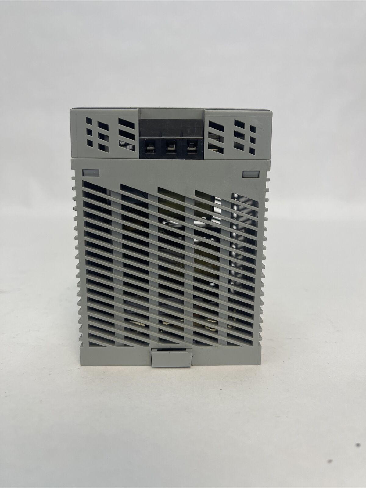 SOLA SDP 4-24-100LT CLASS 2 POWER SUPPLY OUTPUT 24VDC 3.8A INPUT 115/230VAC