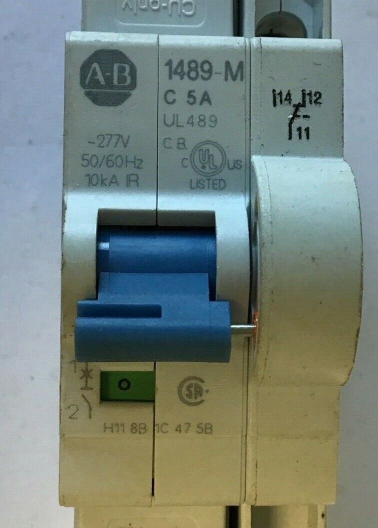 ALLEN BRADLEY 1489-M C 5A 1POLE CIRCUIT BREAKER W/ 1489-ABRA3 AUX. CURCUIT