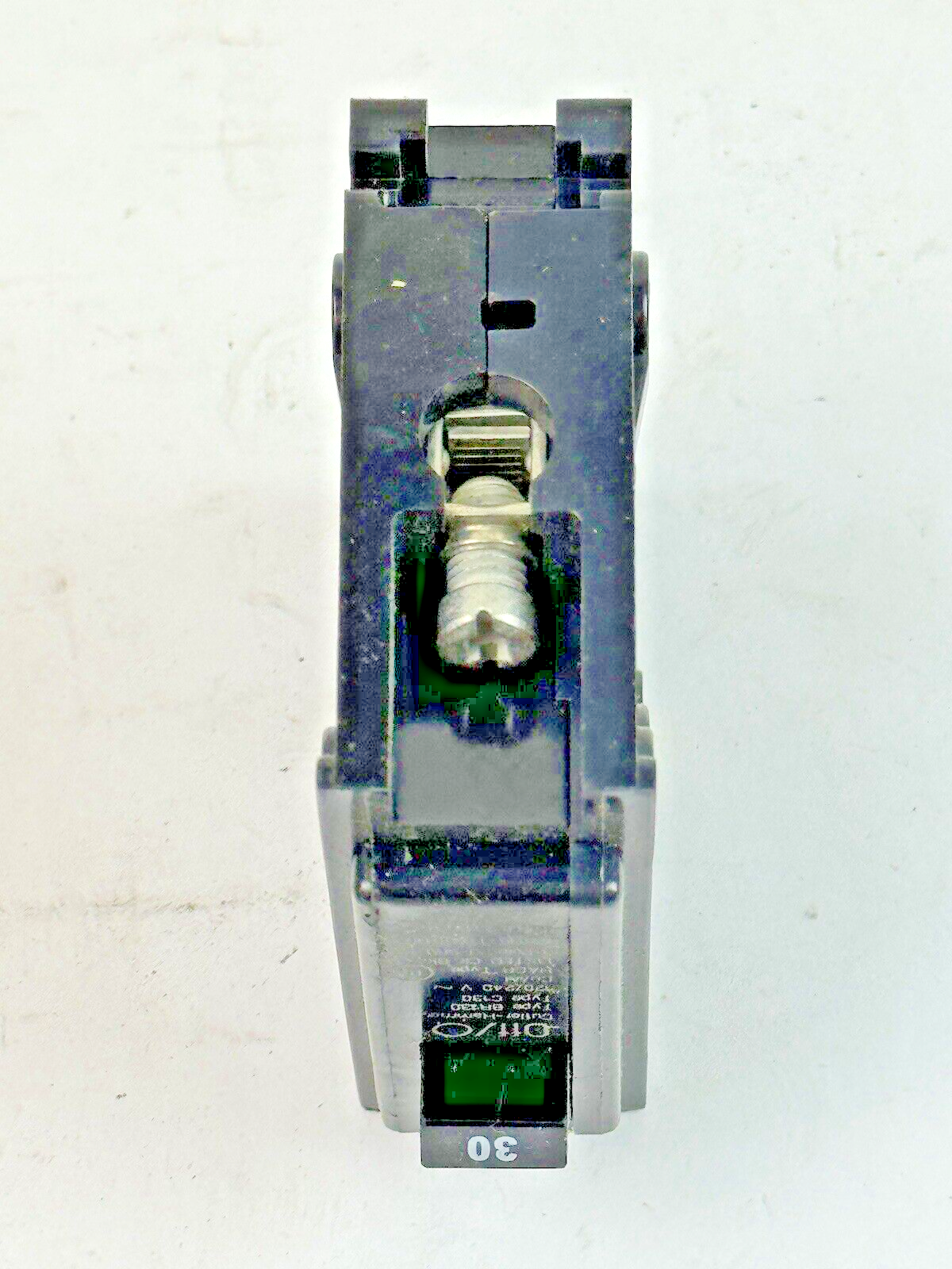 CUTLER-HAMMER *BOX OF 9* - BR130 - 30 A, 1 POLE, 120/240 VAC CIRCUIT BREAKERS