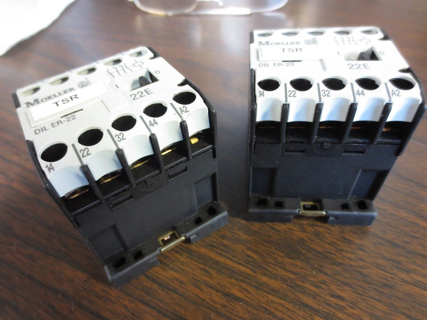 KLOCKNER-MOELLER DIL ER-22 CONTACTOR RELAY - 22E - LOT of 2