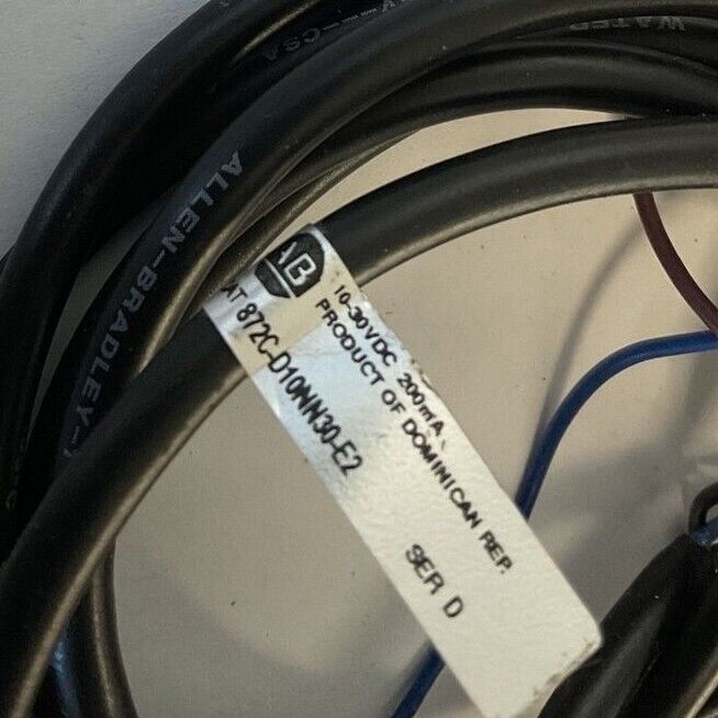 ALLEN BRADLEY 872C-D10NN30-E2 INDUCTIVE PROXIMITY SENSOR 10MM 200MA SER.D