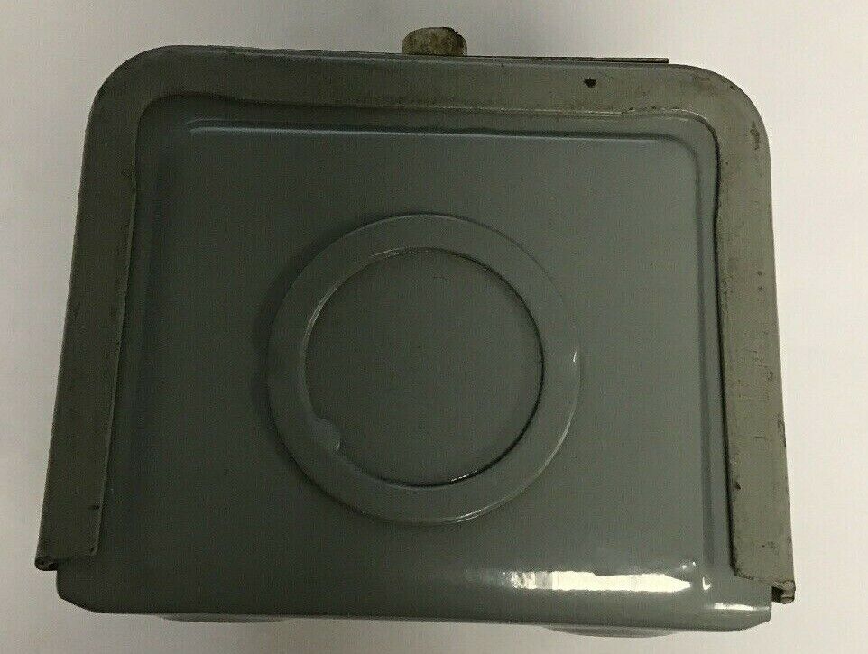 GE CR2943AA101M STANDARD-DUTY STATION 600V 3POS SELECTOR SWITCH NEMA 1 ENCLOSURE