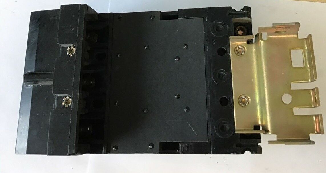 SQUARE D FA34015 CIRCUIT BREAKER 15A 480VAC 250VDC SER.2