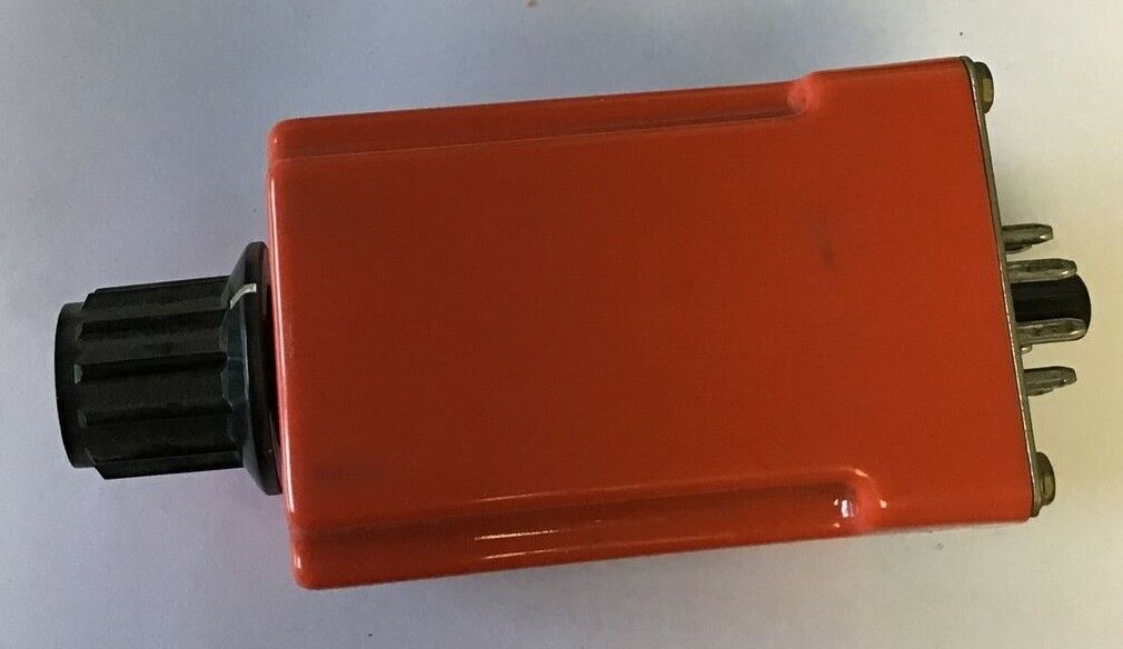 NATIONAL CONTROLS T1K-10-461 SOLID STATE TIMER .1-10SEC. 120VAC 50/60HZ