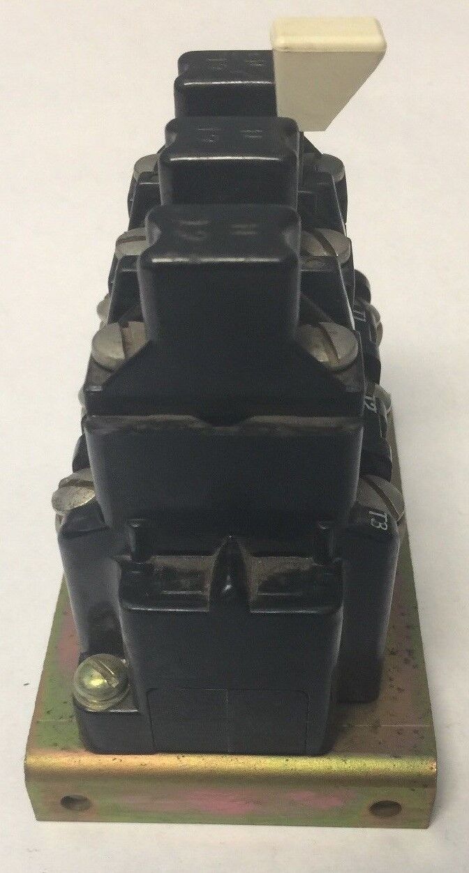 ALLEN BRADELY 815-B0V16 OVERLOAD RELAY SER K 600VAC