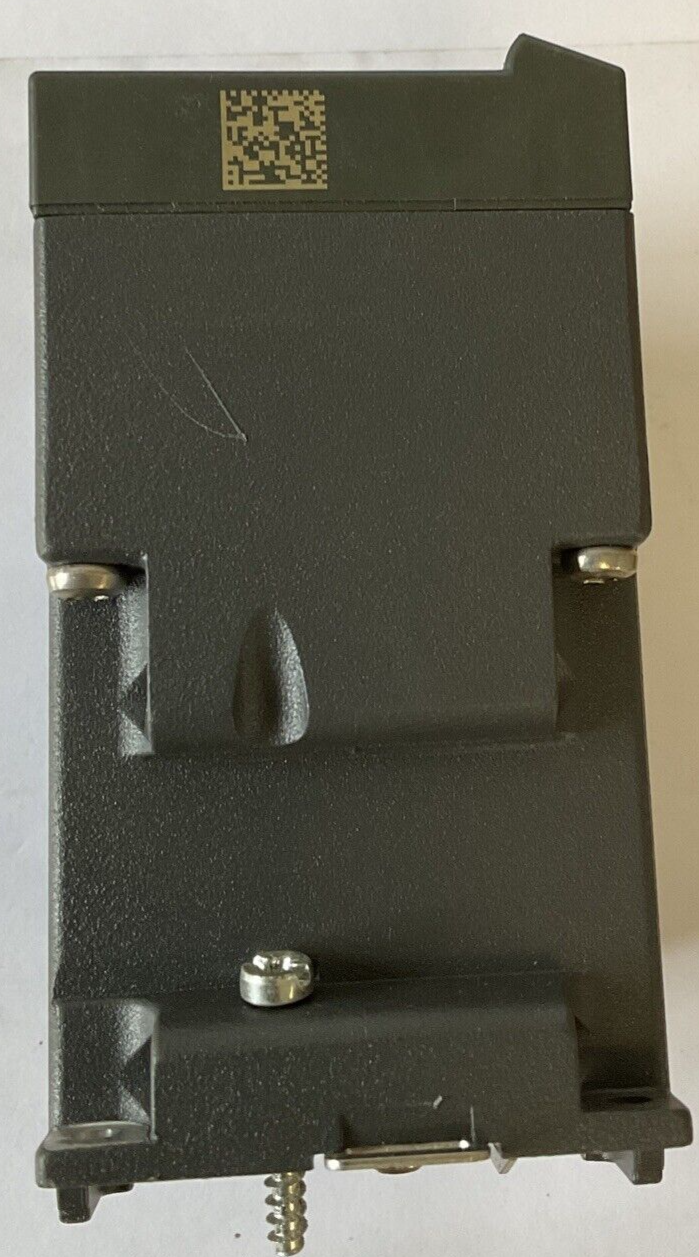 SIEMENS 108-0BA00-2AA3 ETHERNET SWITCH 24VDC 0.15A